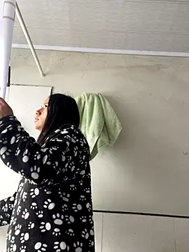 hannahb-e online show from 11/01/25, 02:41