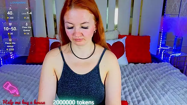 Snapshot of Marina_Mur_ chatting on 02/05/26, 10:47 Marina Mur online show from 02/05/26, 10:47