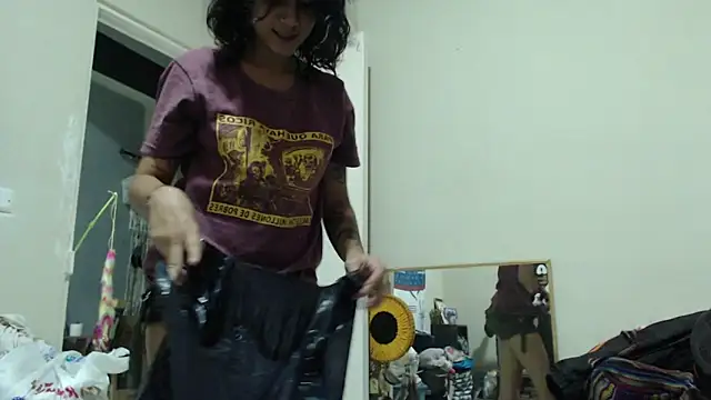 AlinaWoolf  online show from 05/25/26, 02:17