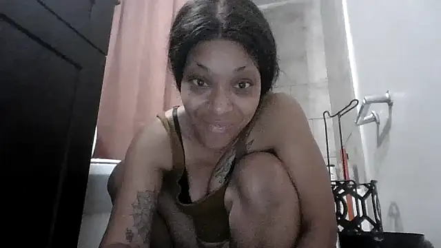 Snapshot of mariah2299 chatting on 05/10/26, 09:58 mariah2299 online show from 05/10/26, 09:58