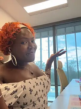 Miss-syanaa online show from 09/26/25, 05:55