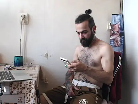 Snapshot of KalebConnor chatting on 06/07/26, 11:03 KalebConnor online show from 06/07/26, 11:03