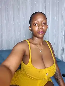 Snapshot of Jazmine-Blue chatting on 02/21/25, 11:43 Jazmine-Blue online show from 02/21/25, 11:43