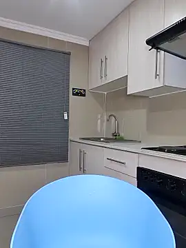 Snapshot of Jazmine-Blue chatting on 11/14/25, 10:29 Jazmine-Blue online show from 11/14/25, 10:29