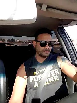 Snapshot of hecwil8 chatting on 01/21/25, 12:29 hecwil8 online show from 01/21/25, 12:29