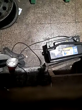 Snapshot of hecwil8 chatting on 11/21/25, 12:48 hecwil8 online show from 11/21/25, 12:48