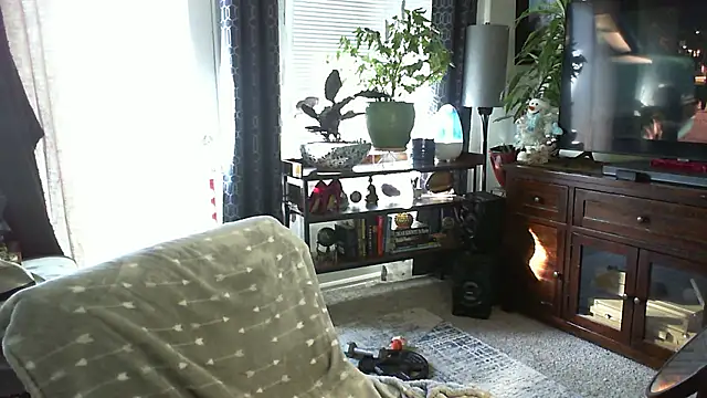 CeceilaMoon online show from 01/07/26, 05:48