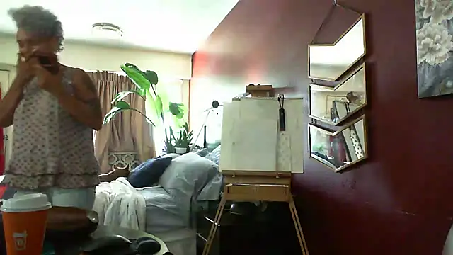 Snapshot of CeceilaMoon chatting on 07/09/26, 04:33 CeceilaMoon online show from 07/09/26, 04:33