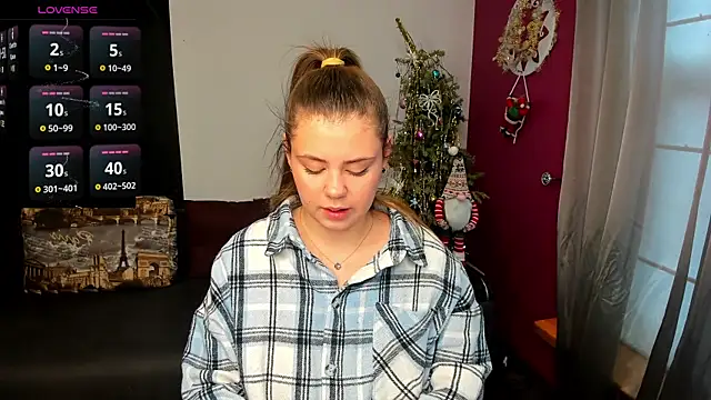 Snapshot of IsabellaBler chatting on 01/14/25, 06:56 IsabellaBler online show from 01/14/25, 06:56