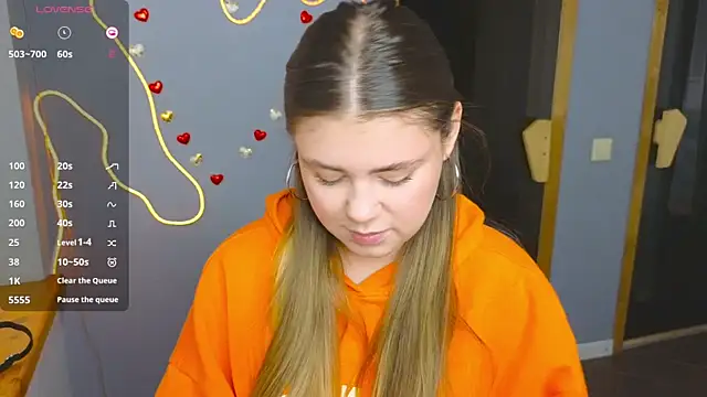 Snapshot of IsabellaBler chatting on 03/15/25, 01:18 IsabellaBler online show from 03/15/25, 01:18