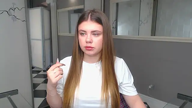 Snapshot of IsabellaBler chatting on 03/21/25, 07:00 IsabellaBler online show from 03/21/25, 07:00