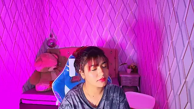 NicolleTaylor online show from 02/22/26, 04:13