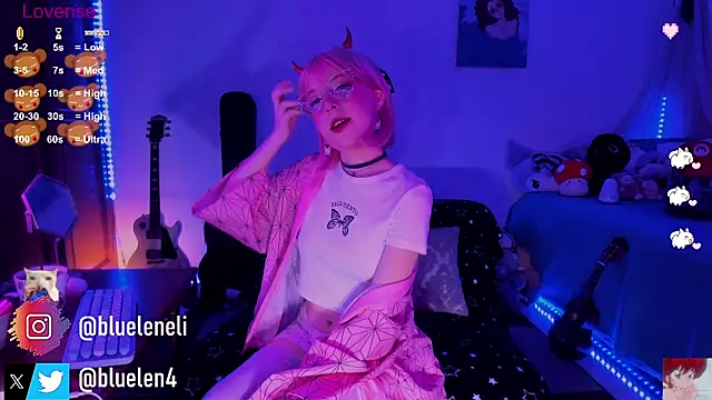 bluelen online show from 03/14/25, 08:21