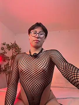 Snapshot of SrLuis18 chatting on 02/08/26, 02:26 SrLuis18 online show from 02/08/26, 02:26