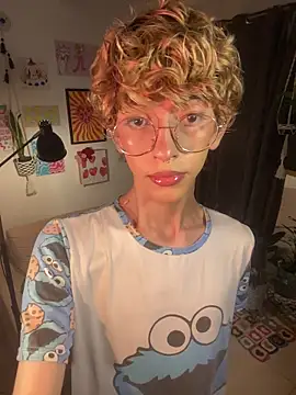 lyamthommpson online show from 02/09/26, 03:21