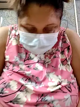 Snapshot of kunjan789 chatting on 11/17/25, 06:03 kunjan789 online show from 11/17/25, 06:03