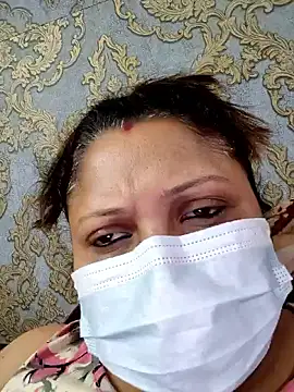 Snapshot of kunjan789 chatting on 11/21/25, 06:17 kunjan789 online show from 11/21/25, 06:17