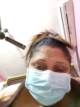 Snapshot of kunjan789 chatting on 12/21/25, 02:19 kunjan789 online show from 12/21/25, 02:19