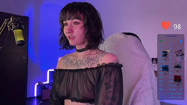 Snapshot of deadlysweet chatting on 01/06/25, 12:16 deadlysweet online show from 01/06/25, 12:16