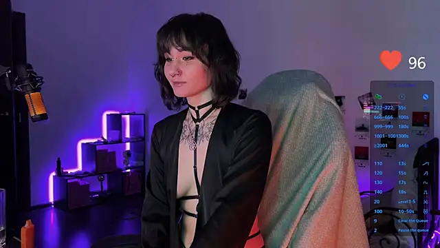 Snapshot of deadlysweet chatting on 03/16/25, 12:34 deadlysweet online show from 03/16/25, 12:34