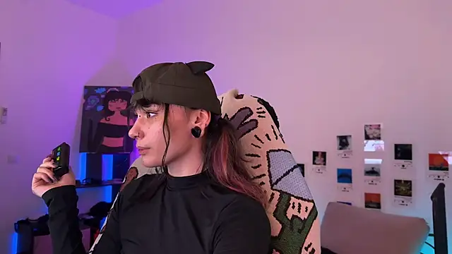 deadlysweet online show from 05/24/26, 03:33