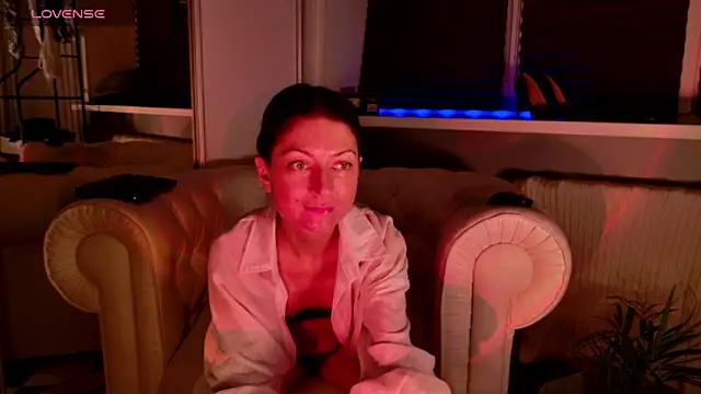 Your Little Milf online show from 03/30/26, 07:15