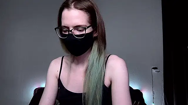 Snapshot of amber_candyfloss chatting on 12/05/24, 10:01 amber candyfloss online show from 12/05/24, 10:01