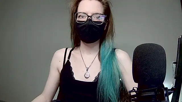 Snapshot of amber_candyfloss chatting on 02/05/25, 10:44 amber candyfloss online show from 02/05/25, 10:44