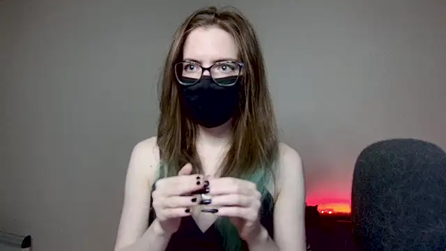 Snapshot of amber_candyfloss chatting on 09/27/25, 08:36 amber candyfloss online show from 09/27/25, 08:36