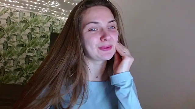 Olivia shine online show from 12/16/25, 05:12