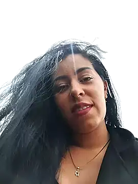 Snapshot of Emily_Wane chatting on 10/31/25, 03:35 Emily Wane online show from 10/31/25, 03:35