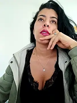 Snapshot of Emily_Wane chatting on 02/02/26, 04:49 Emily Wane online show from 02/02/26, 04:49