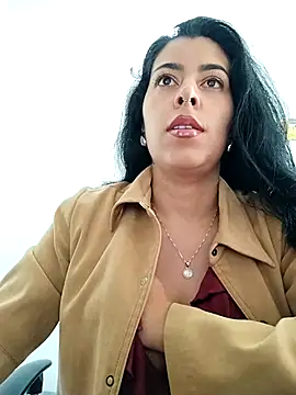 Snapshot of Emily_Wane chatting on 02/12/26, 04:35 Emily Wane online show from 02/12/26, 04:35