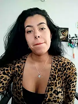 Snapshot of Emily_Wane chatting on 02/23/26, 04:37 Emily Wane online show from 02/23/26, 04:37