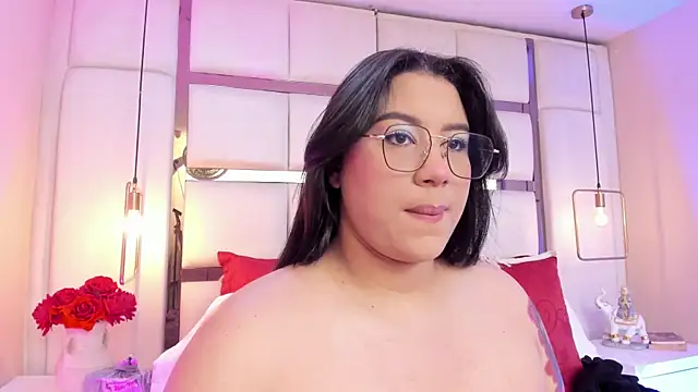 Snapshot of elizavenus chatting on 07/04/26, 01:17 elizavenus online show from 07/04/26, 01:17