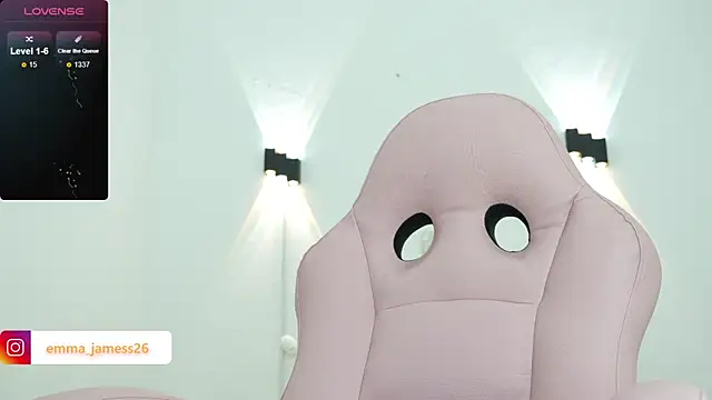 Emma jamess online show from 05/09/26, 03:45