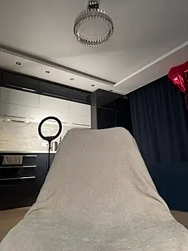  Monic  online show from 03/31/26, 05:24