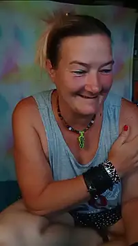 Snapshot of GingerKtm21 chatting on 03/06/25, 01:03 GingerKtm21 online show from 03/06/25, 01:03