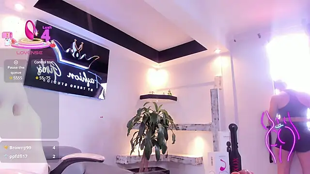 AnaRuiz online show from 03/12/25, 09:24