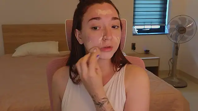 YasmineWest online show from 03/18/26, 12:14