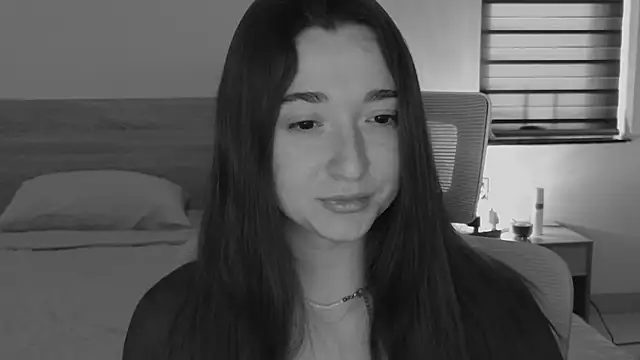 YasmineWest online show from 04/02/26, 12:30