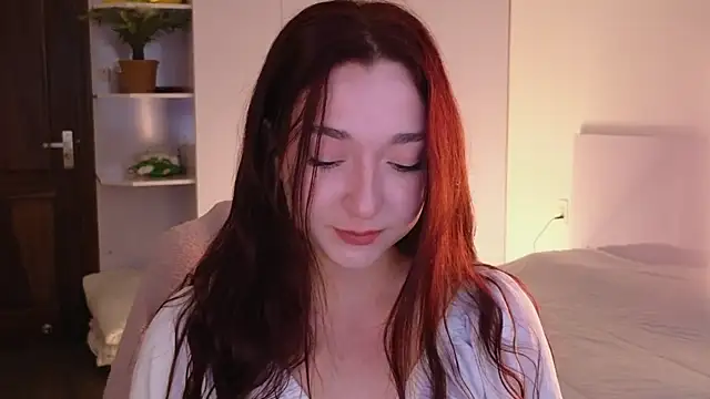YasmineWest online show from 06/17/26, 01:08