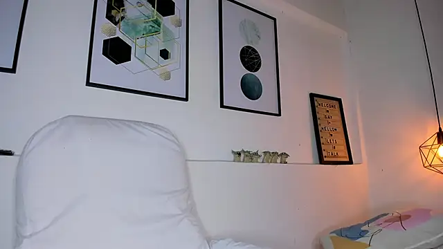 Snapshot of amysc chatting on 03/30/26, 12:06 amysc online show from 03/30/26, 12:06