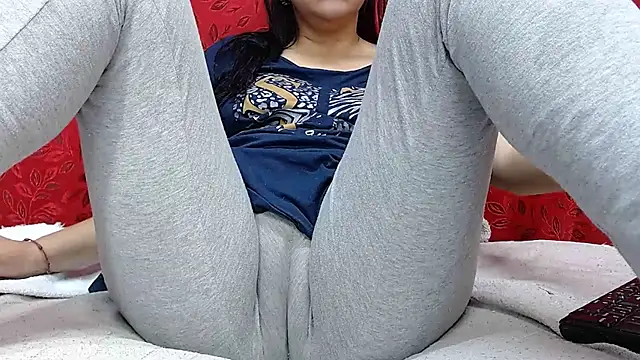 Snapshot of MELANIE_SEX69 chatting on 10/22/25, 09:25 MELANIE SEX69 online show from 10/22/25, 09:25