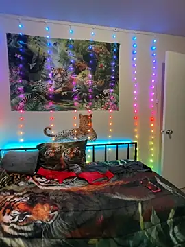 Snapshot of fatfabulous1981 chatting on 09/12/25, 06:02 fatfabulous1981 online show from 09/12/25, 06:02