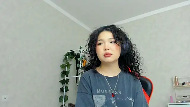 Snapshot of wastforu chatting on 12/02/24, 12:07 wastforu online show from 12/02/24, 12:07