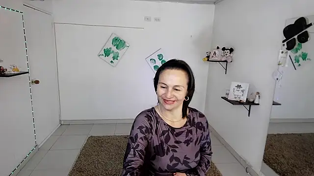 lollita 23  online show from 02/28/26, 08:43