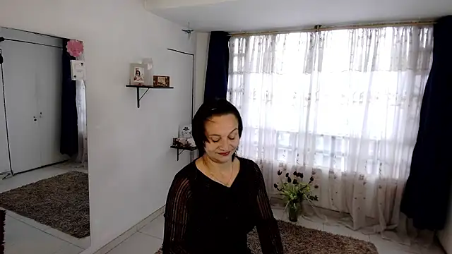 lollita 23  online show from 05/15/26, 07:32