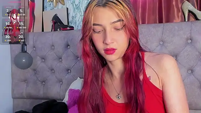 Snapshot of _Scarlett_01 chatting on 10/05/25, 01:20 Scarlett 01 online show from 10/05/25, 01:20