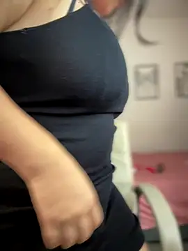 horny roomiess online show from 11/12/25, 01:55